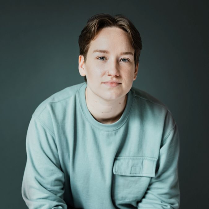 Riley Reign - Voice, Piano, Guitar